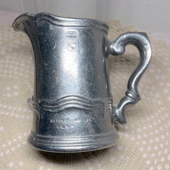Vintage 1970’s Queen Anne RWP Wilton Armetale Pewter Mini Pitcher jug tavern - Picture 3 of 10